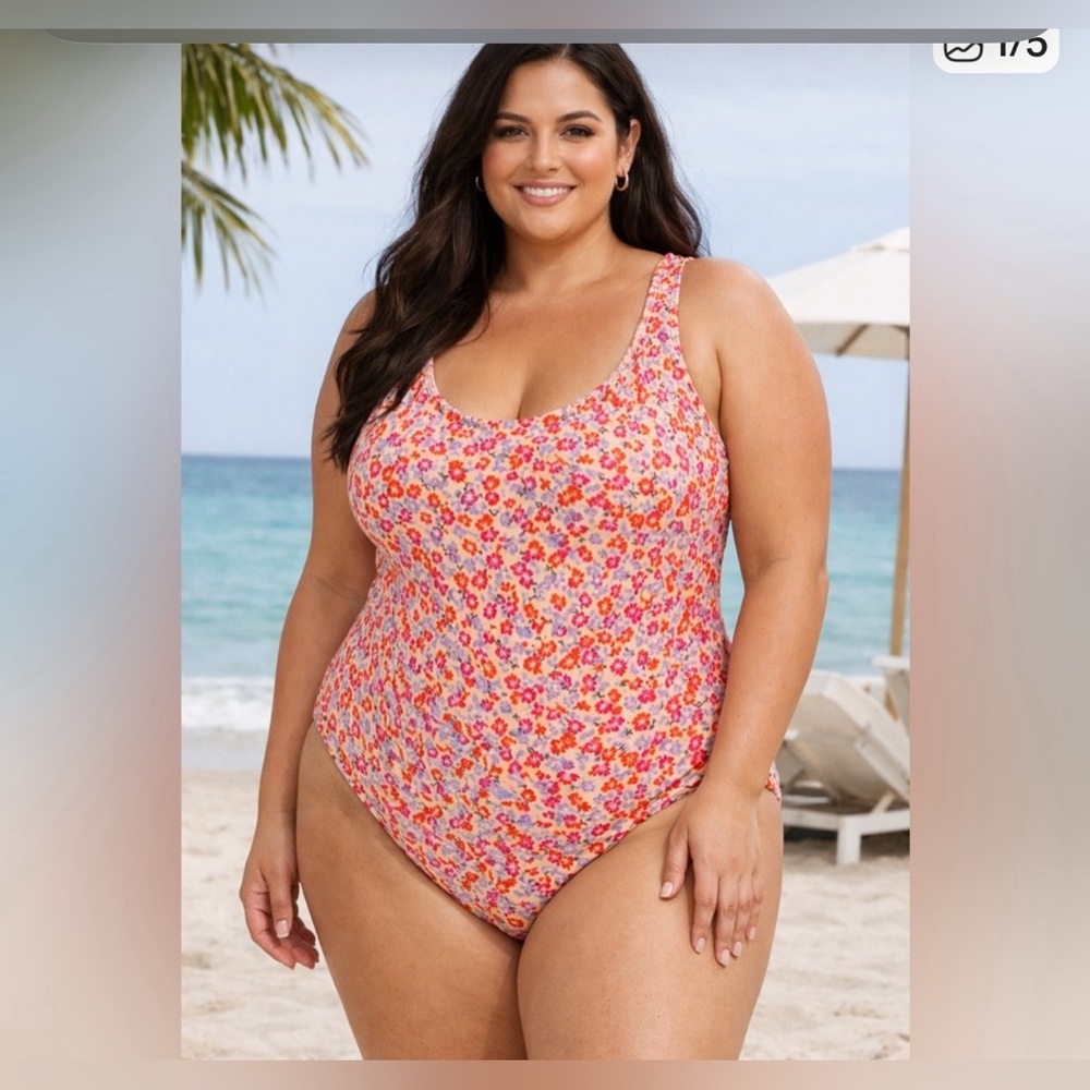 4X NWT Amazon Essentials Floral Swimsuit Pink, Blue, Red Flowers Removable pads
